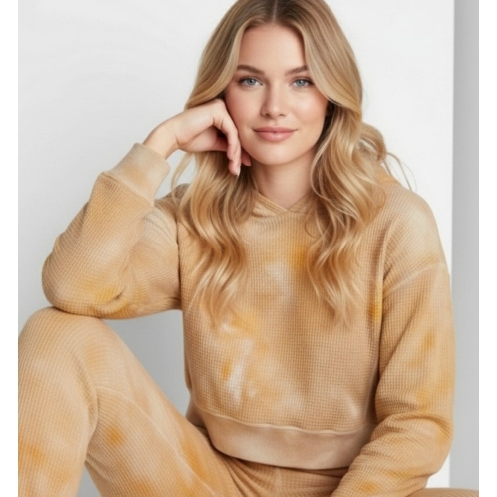 Wild Fable Waffle knit crop hoodie Tan with Yellow tie dye splash Size M
